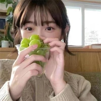灰色少女